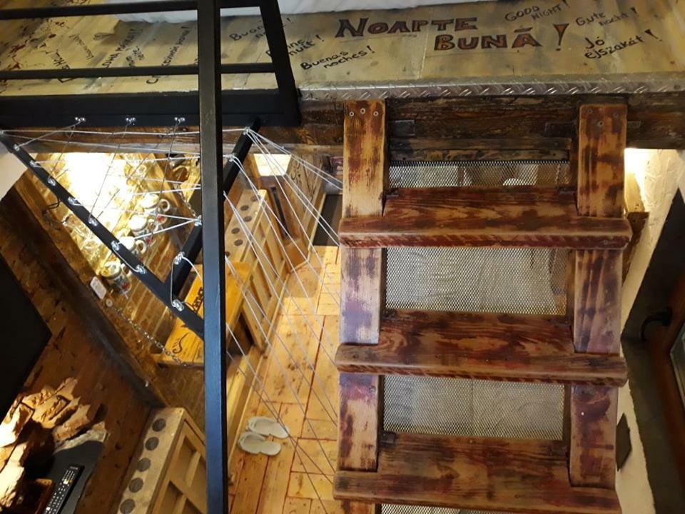 Rent A - Be Rustic