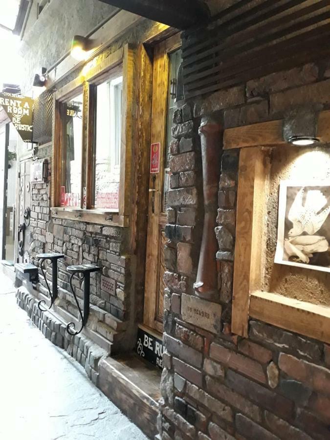 Rent A - Be Rustic