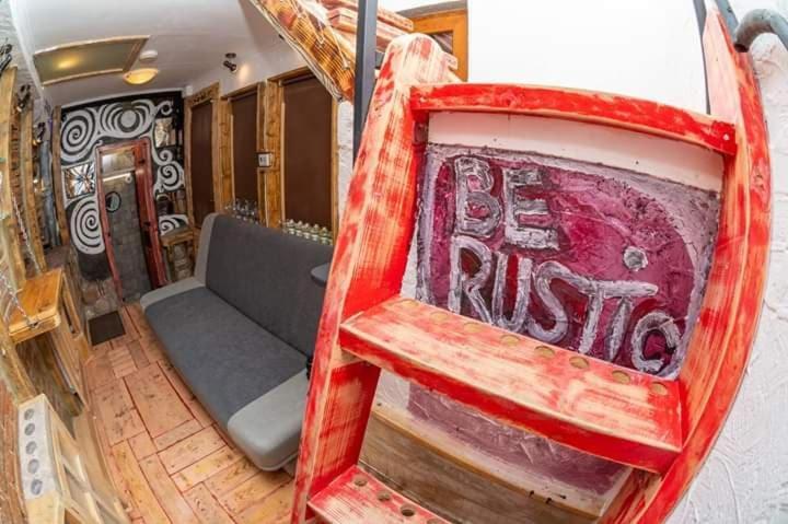 Rent A - Be Rustic * Braşov